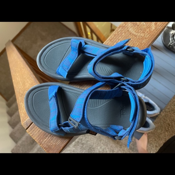 BRAND NEW TEVAS BLUE - Picture 2 of 4